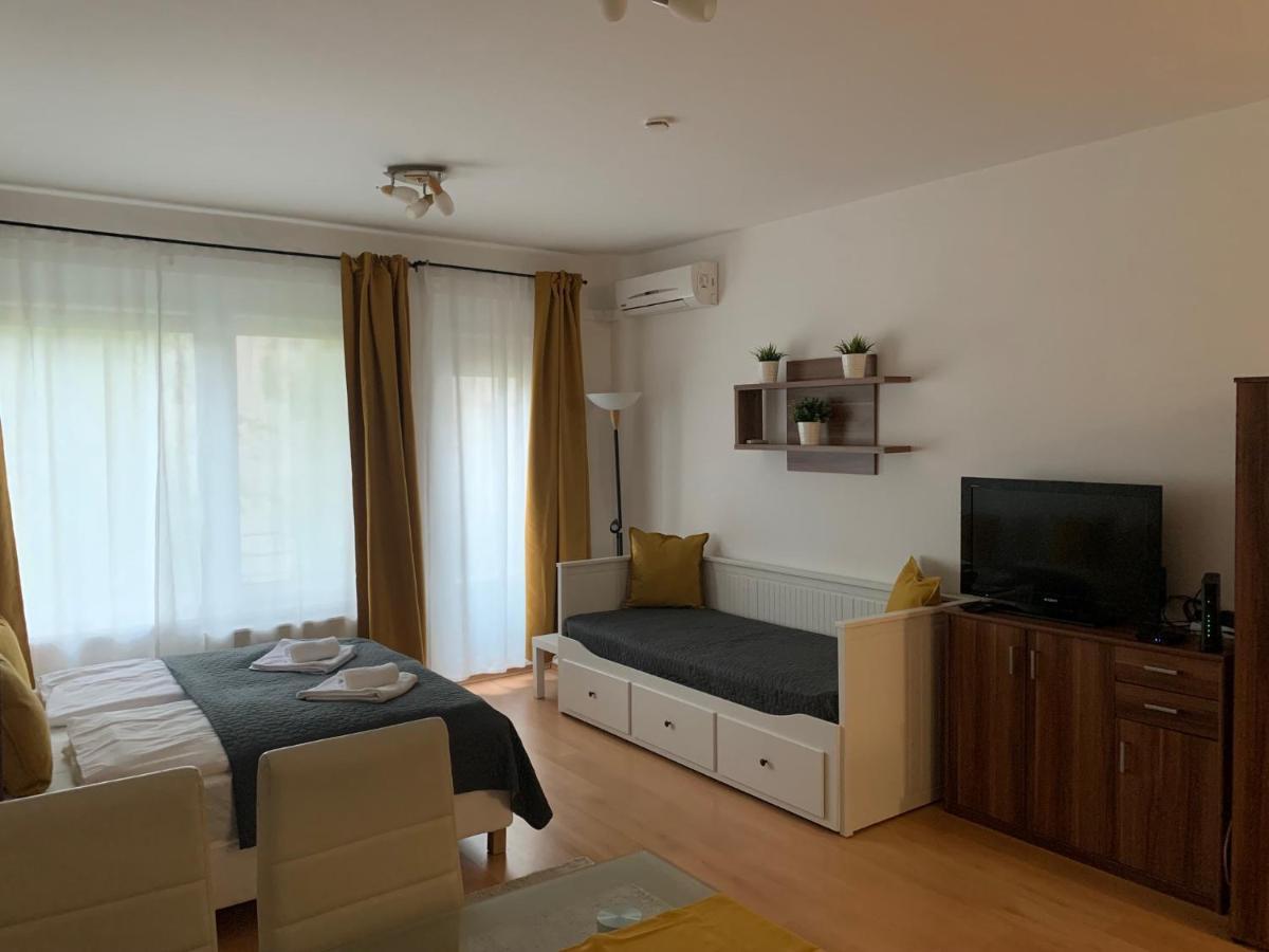 Corvin Fontana Apartment Будапеща Екстериор снимка